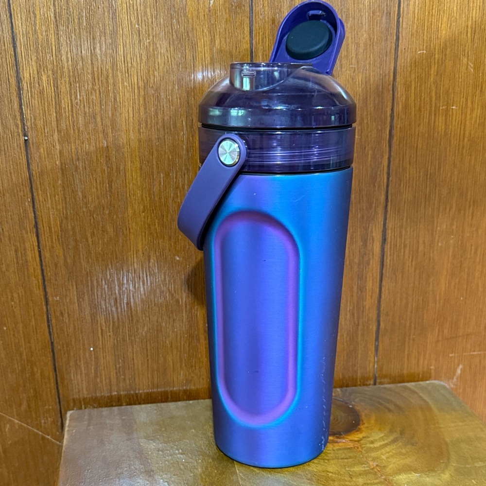 Brumate multishaker